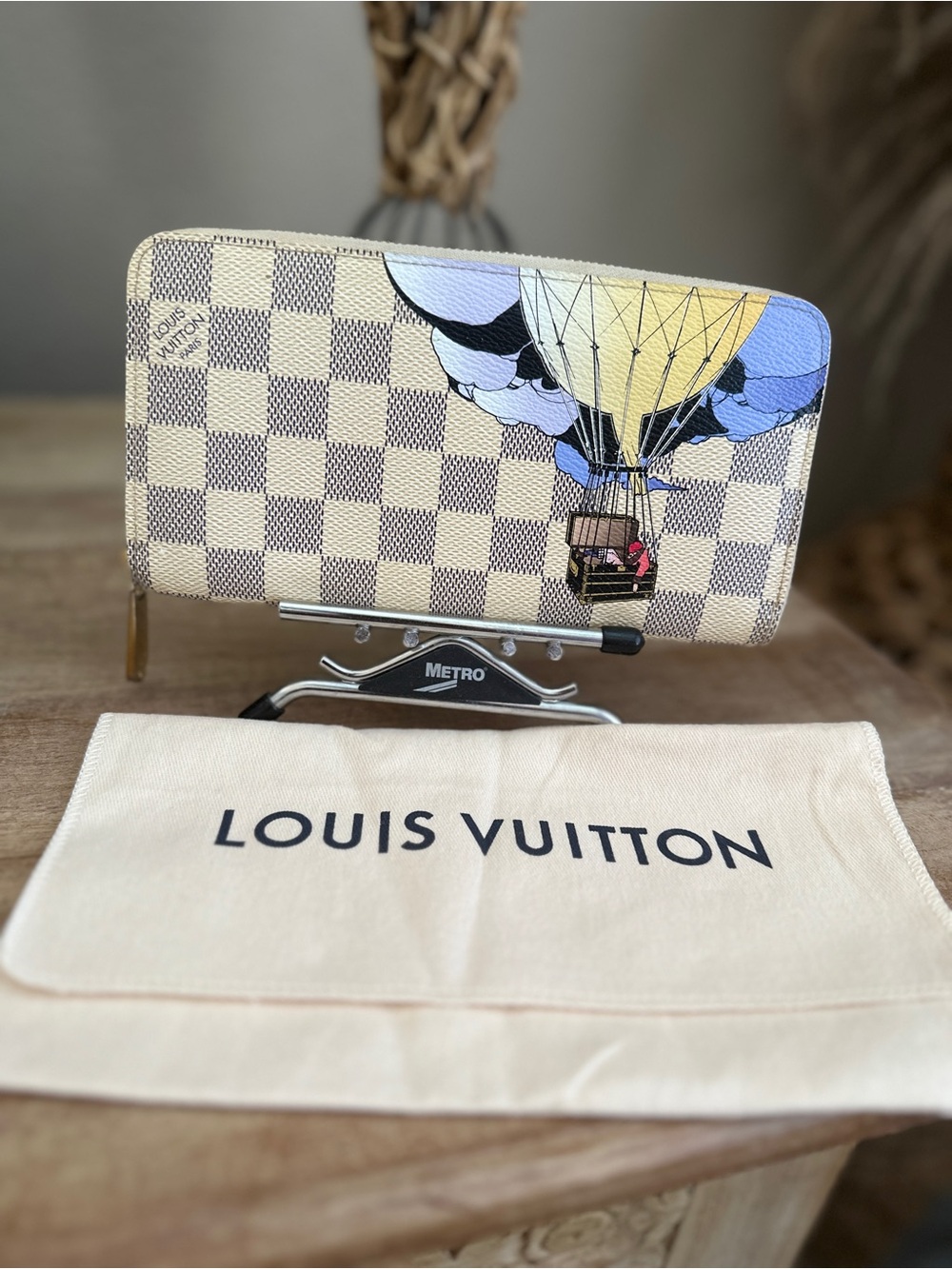 Louis Vuitton LV Long Wallet White Damier Azul